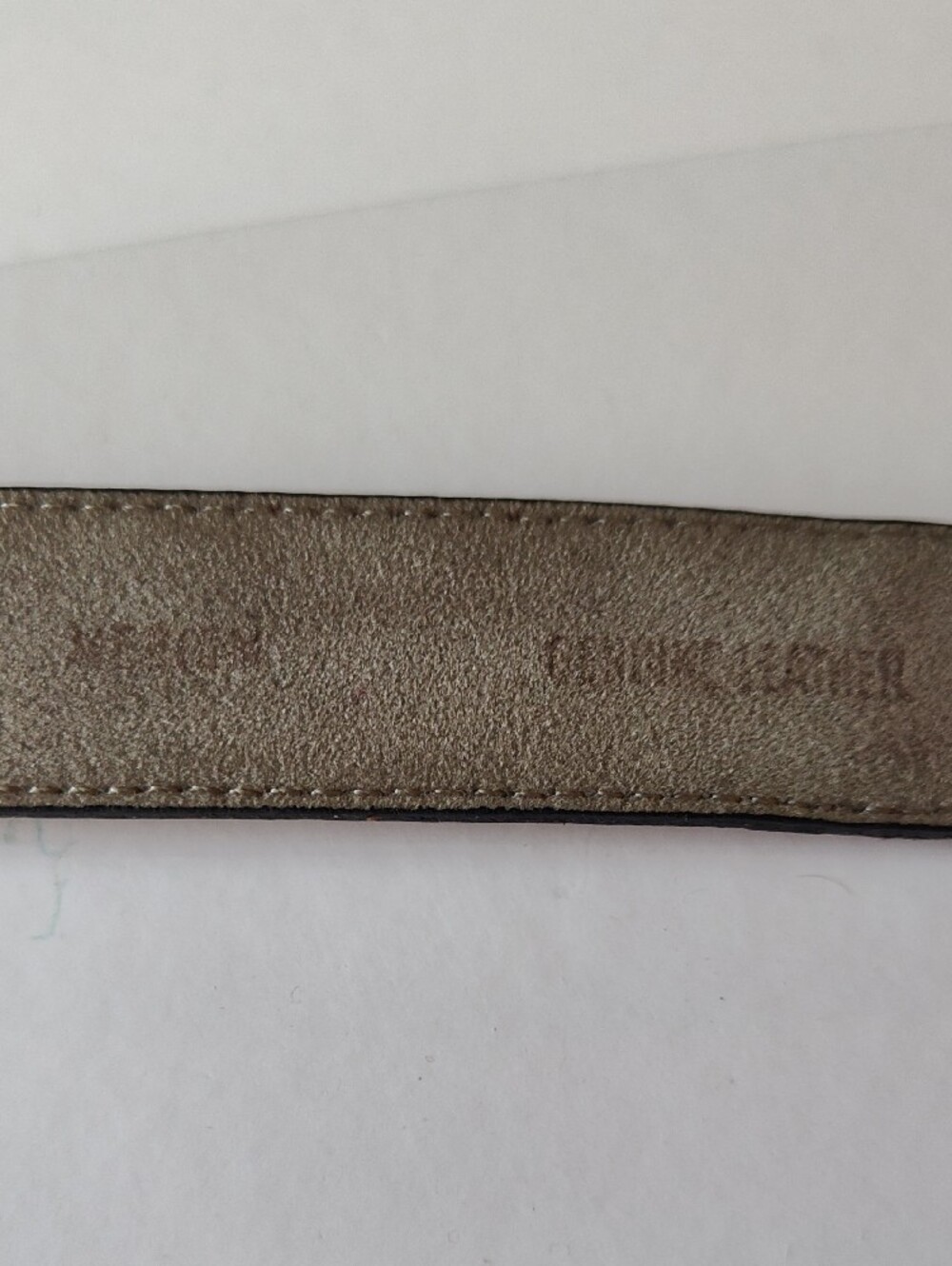 DKNY Pink Suede Women's Belt with Gold Buckle Size M - Picture 5 of 5